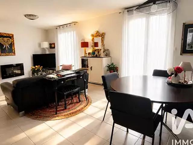 Saint Médard en Jalles 33160 Achat / Vente appartement 4 pièces t4 au dernier étage parking