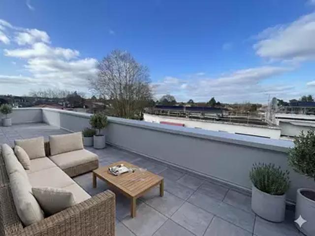 Saint Médard en Jalles 33160 Achat / Vente appartement 4 pièces t4 au dernier étage terrasse