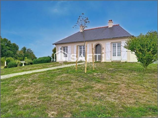 SAINT M'HERVE: Maison en campagne avec terrain Idéal cavaliers