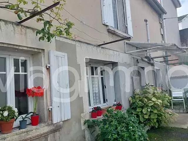 Saint Michel 16470 Achat / Vente maison 4 pièces t4 au dernier étage