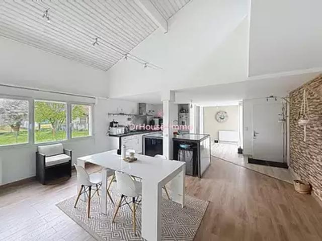 Saint Michel 16470 Achat / Vente maison 5 pièces t5 au dernier étage terrasse