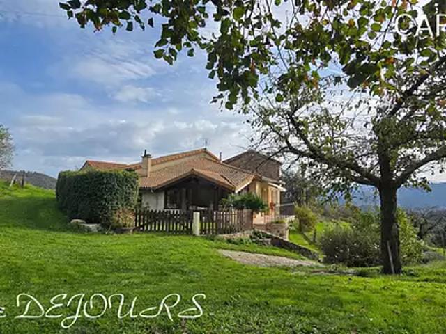 Saint Michel de Chabrillanoux 07360 Achat / Vente maison 12 pièces t12 jardin terrasse