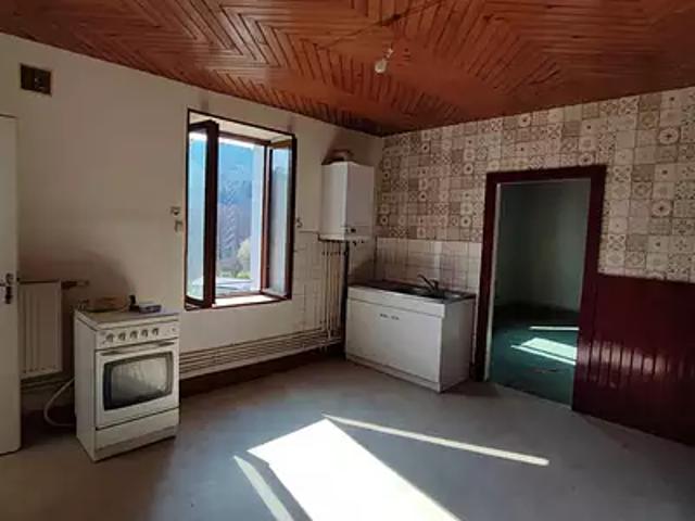 Saint Nabord 88200 Achat / Vente appartement 7 pièces t7 cave