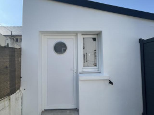 SAINT NAZAIRE STUDIO MEUBLE A LOUER