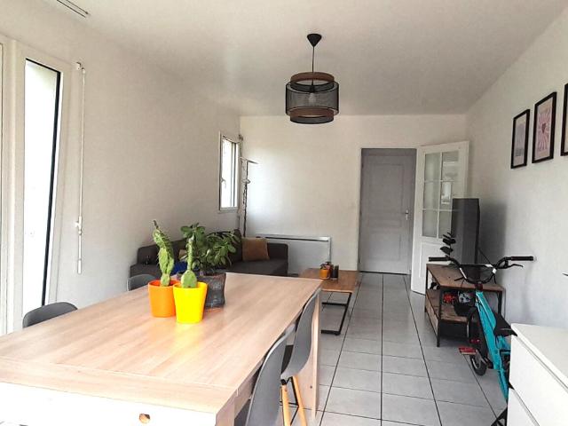 SAINT NAZAIRE VILLES MARTIN T2 50 m2 Parking Terrasse Cave