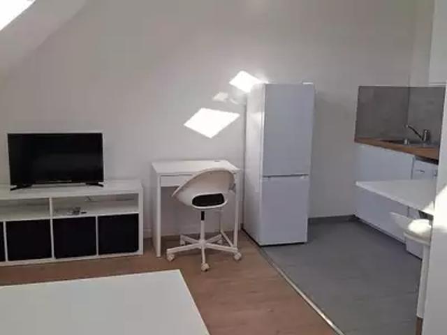 Saint Nazaire 44600 Location appartement 1 pièce t1 au dernier étage