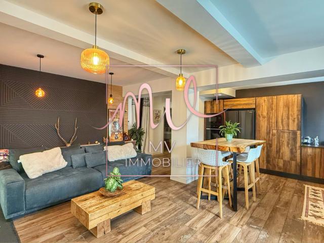 SAINT NIZIER DU MOUCHEROTTE T4 85 m2 balcon et cave