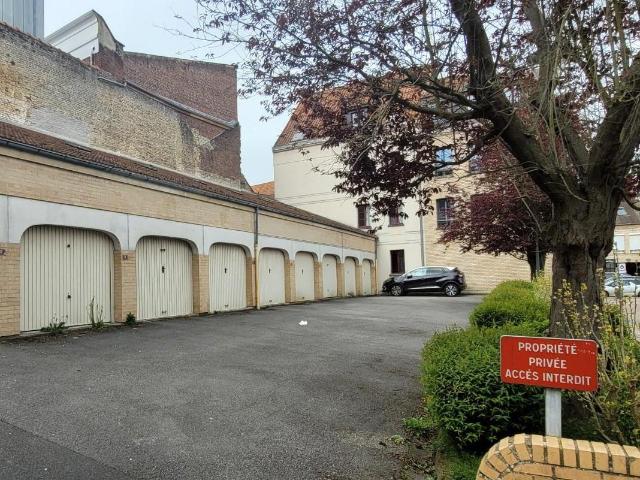 Saint Omer Location Parking / Garage 62