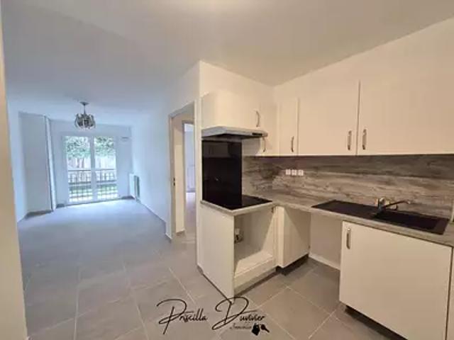 Saint Ouen l'Aumône 95310 Achat / Vente appartement 2 pièces t2