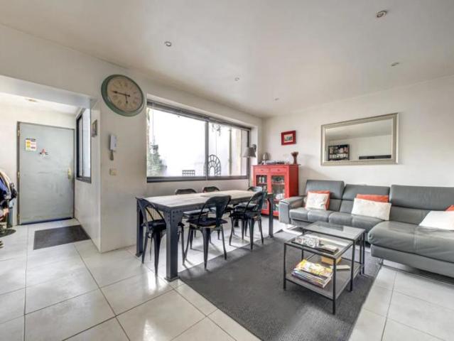 Saint Ouen sur Seine Garibaldi Maison 146 m² 5 pièces