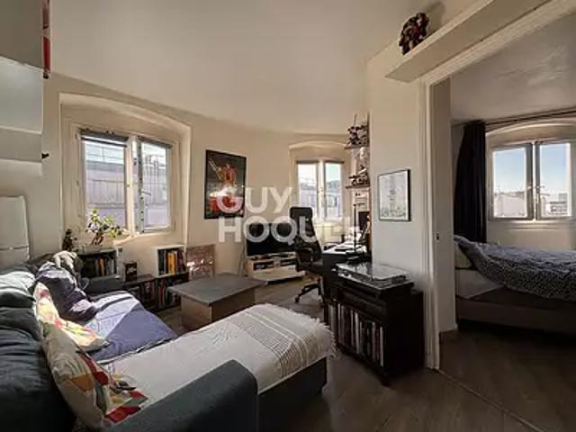 Saint Ouen 93400 Achat / Vente appartement 2 pièces t2 au dernier étage