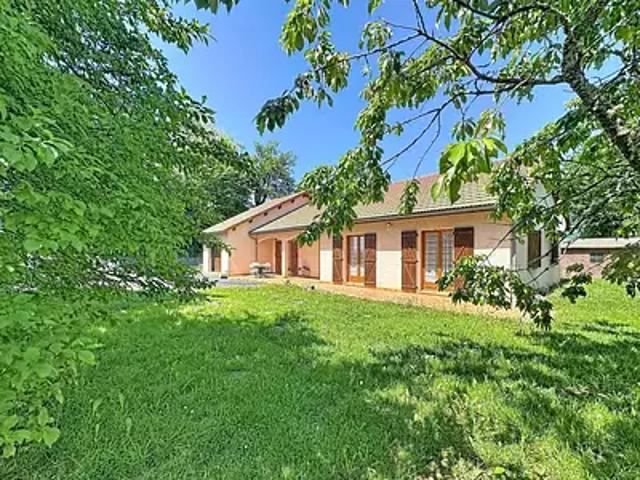 Saint Ours 63230 Achat / Vente maison 5 pièces t5 jardin