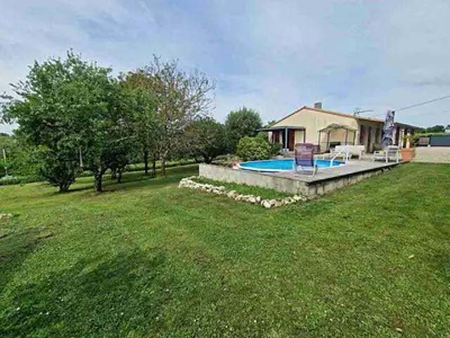 Saint Palais 33820 Achat / Vente maison 6 pièces t6