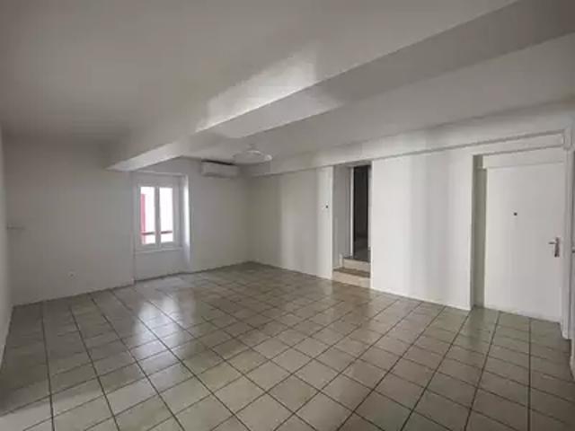 Saint Palais 64120 Location appartement 3 pièces t3