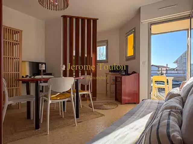 Saint Palais sur Mer 17420 Achat / Vente appartement 1 pièce t1 au dernier étage