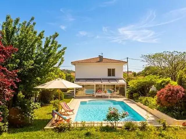 Saint Palais sur Mer 17420 Achat / Vente maison 6 pièces t6 piscine jardin