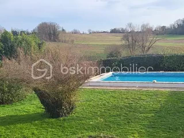 Saint Pardoux Isaac 47800 Achat / Vente maison 11 pièces t11 piscine terrasse