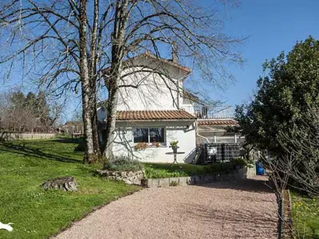 Saint Pardoux la Rivière 24470 Achat / Vente maison 5 pièces t5 au dernier étage
