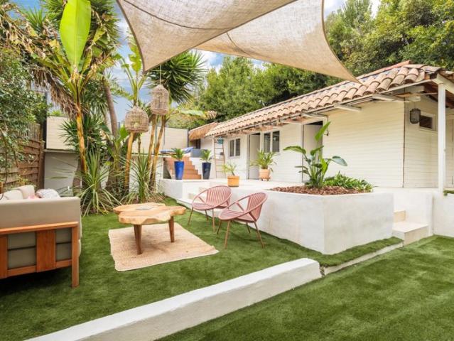 Saint Paul de Vence – Élégant appartement 4 pièces avec jardin et piscine