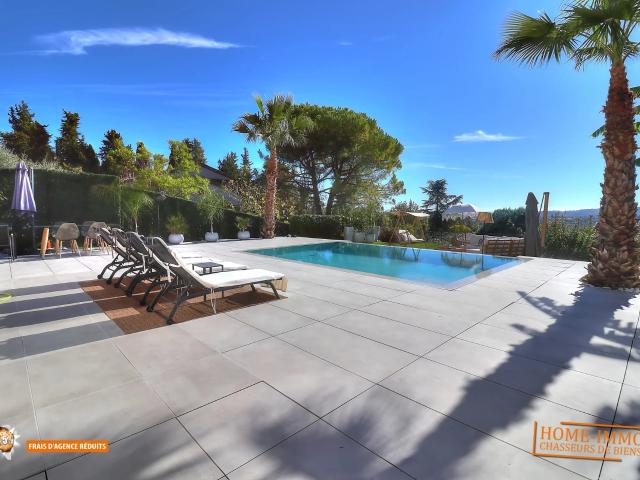 SAINT PAUL DE VENCE – VILLA CONTEMPORAINE D’EXCEPTION AVEC VUE PANORAMIQUE & MER