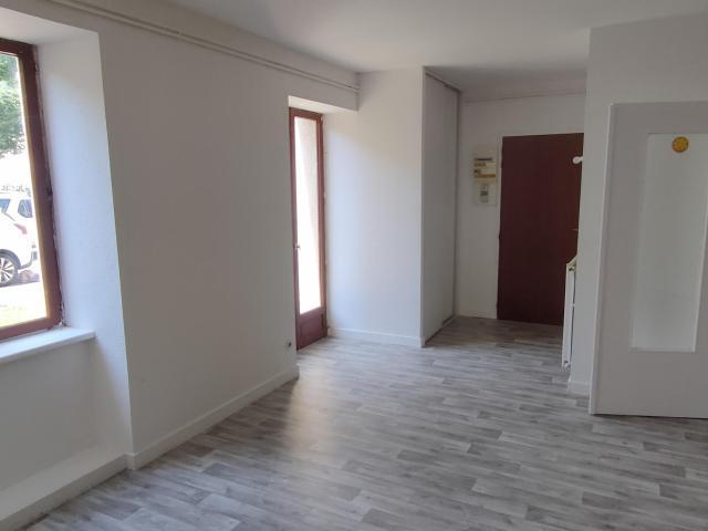 Saint Paul en Cornillon Location Appartement 42