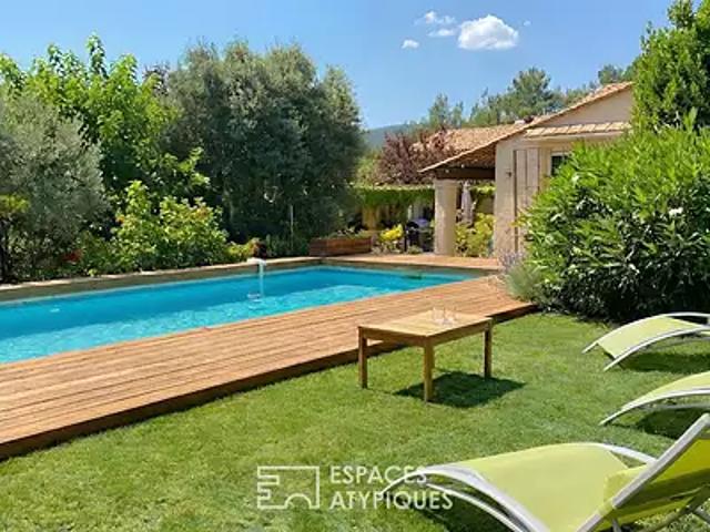 Saint Paul en Forêt 83440 Achat / Vente maison 8 pièces t8 au dernier étage piscine