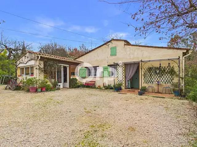 Saint Paul en Forêt 83440 Achat / Vente maison 3 pièces t3 jardin terrasse