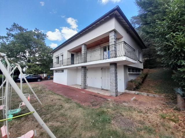 SAINT PAUL EN JAREZ, GRANDE MAISON