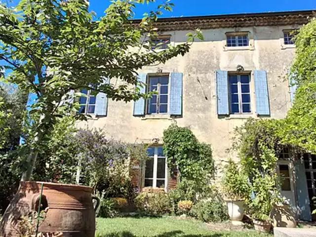 Saint Paul Trois Châteaux 26130 Achat / Vente maison 9 pièces t9 au dernier étage piscine