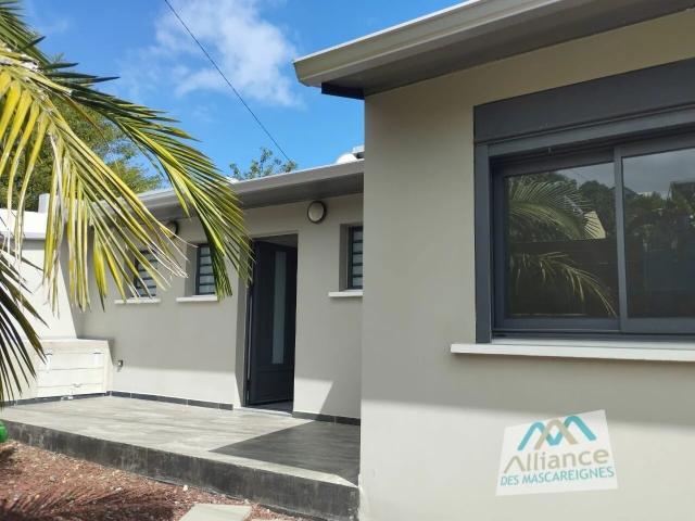 Saint Paul, Villa F4 à vendre, Moderne