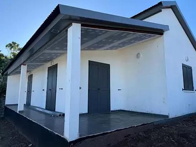 Saint Paul 97423 Achat / Vente maison 3 pièces t3 jardin terrasse