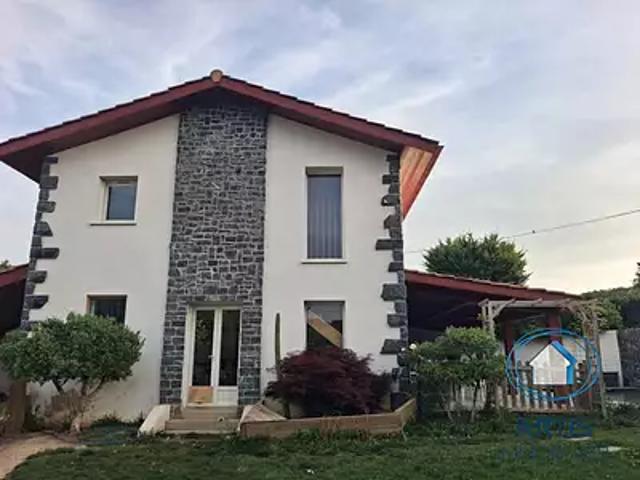 Saint Pée sur Nivelle 64310 Achat / Vente maison 6 pièces t6 piscine
