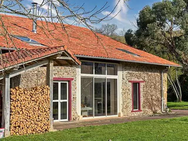 Saint Pée sur Nivelle 64310 Achat / Vente maison 7 pièces t7 parking