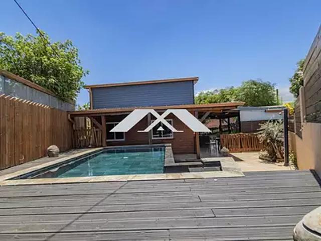 Saint Pierre 97410 Achat / Vente maison 4 pièces t4 piscine terrasse