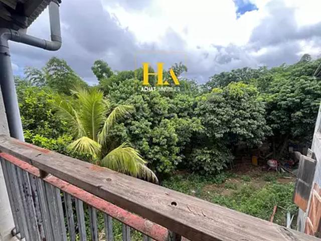 Saint Pierre 97410 Achat / Vente maison 6 pièces t6 au dernier étage