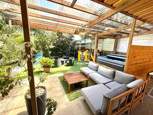 Saint Pierre 97410 Achat / Vente maison 7 pièces t7 au dernier étage
