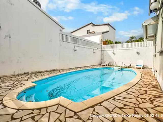 Saint Pierre 97410 Achat / Vente maison 7 pièces t7 piscine