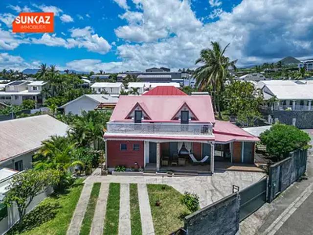Saint Pierre 97410 Achat / Vente maison 9 pièces t9 au dernier étage