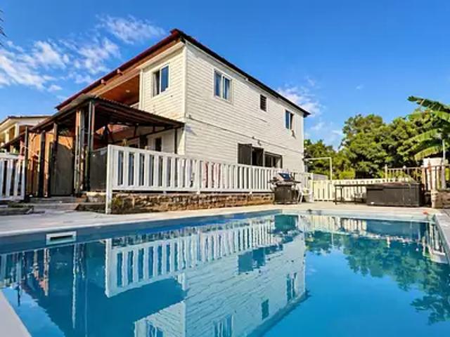 Saint Pierre 97432 Achat / Vente maison 10 pièces t10
