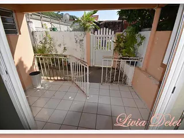 Saint Pierre 97250 Achat / Vente maison 6 pièces t6 terrasse balcon