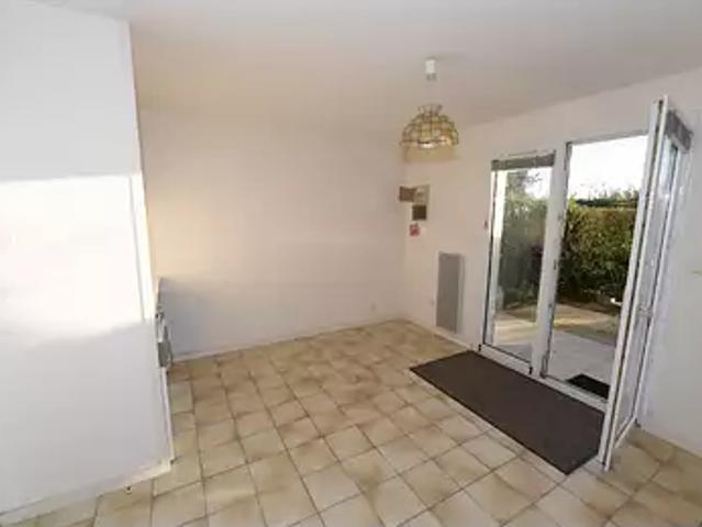 Saint Pierre d'Oléron 17310 Achat / Vente appartement 2 pièces t2 jardin terrasse