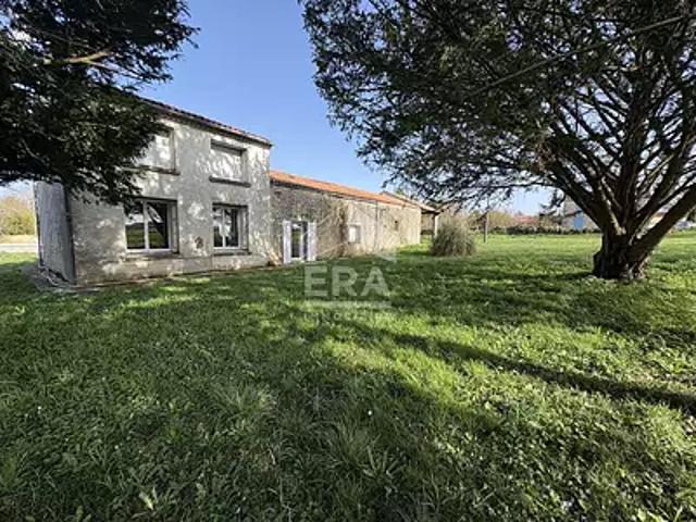 Saint Pierre de Juillers 17400 Achat / Vente maison 4 pièces t4