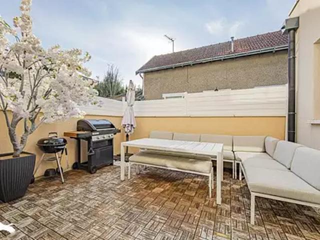 Saint Pierre des Corps 37700 Achat / Vente maison 5 pièces t5 au dernier étage parking