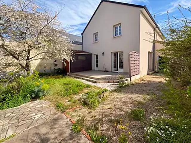 Saint Pierre des Corps 37700 Achat / Vente maison 7 pièces t7 jardin terrasse