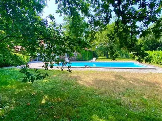 Saint Pierre du Mont 40280 Achat / Vente maison 7 pièces t7 piscine jardin