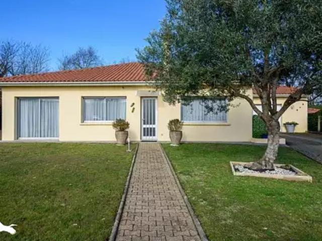Saint Pierre du Mont 40280 Achat / Vente maison 4 pièces t4 parking