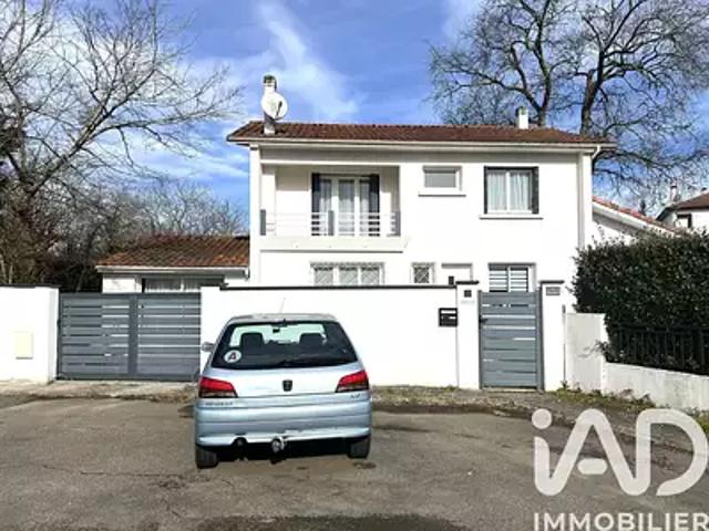 Saint Pierre du Mont 40280 Achat / Vente maison 8 pièces t8