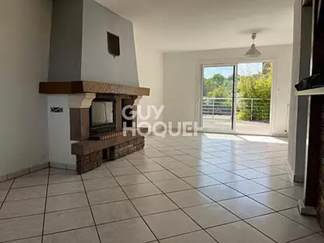 Saint Pierre du Vauvray 27430 Achat / Vente maison 4 pièces t4 au dernier étage terrasse