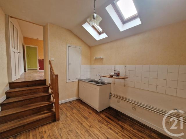 Saint Pierre le Moûtier Location Appartement 58