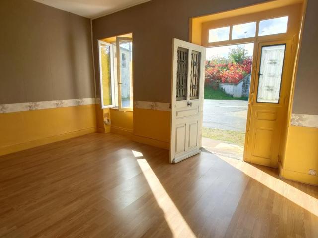 Saint Pierre le Moûtier Location Appartement 58
